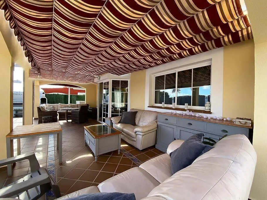 Comfortable Family House With Pool And Jacuzzi Costa De Antigua 0*,  España